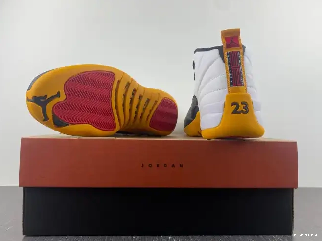 HYPE Years Air Jordan in China 25 DR8887-100 12 0608